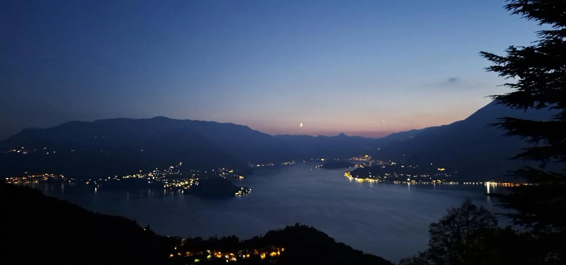 Lägenhet Tre Finestre Sul Lago Perledo Italien