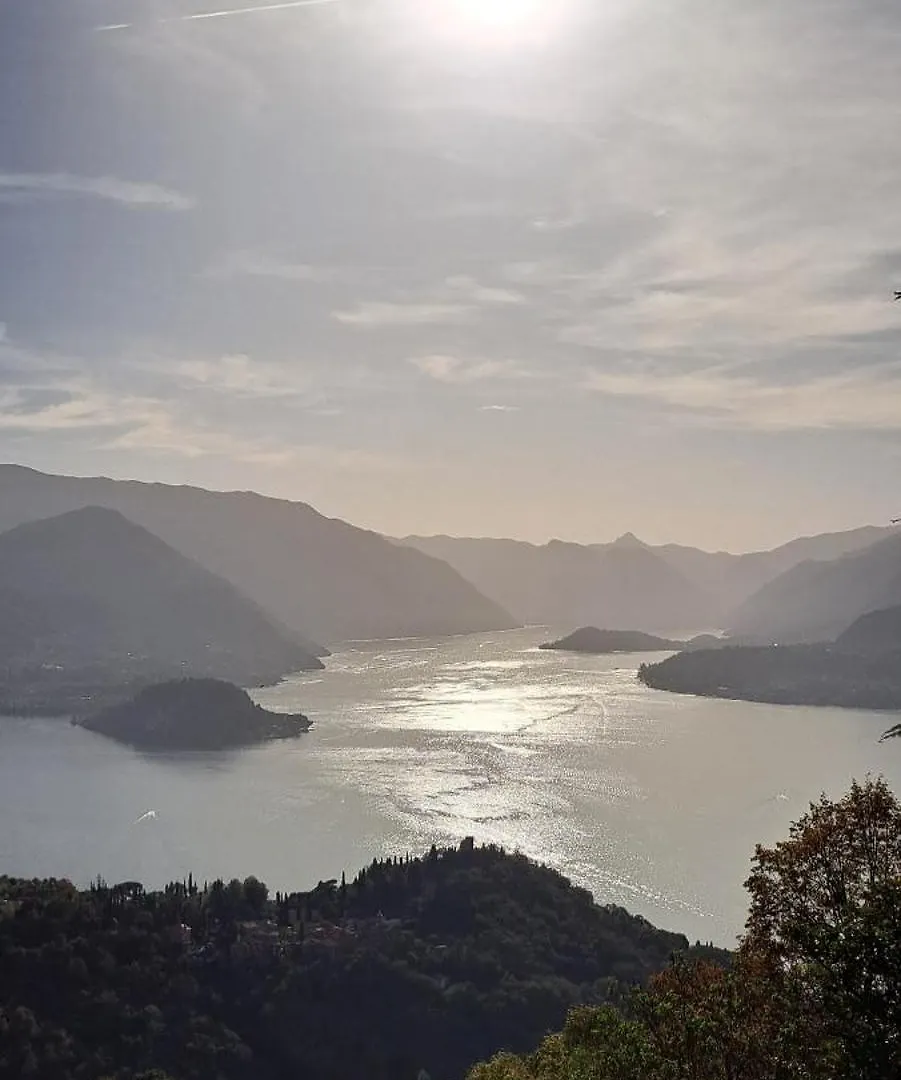Tre Finestre Sul Lago Perledo Italy