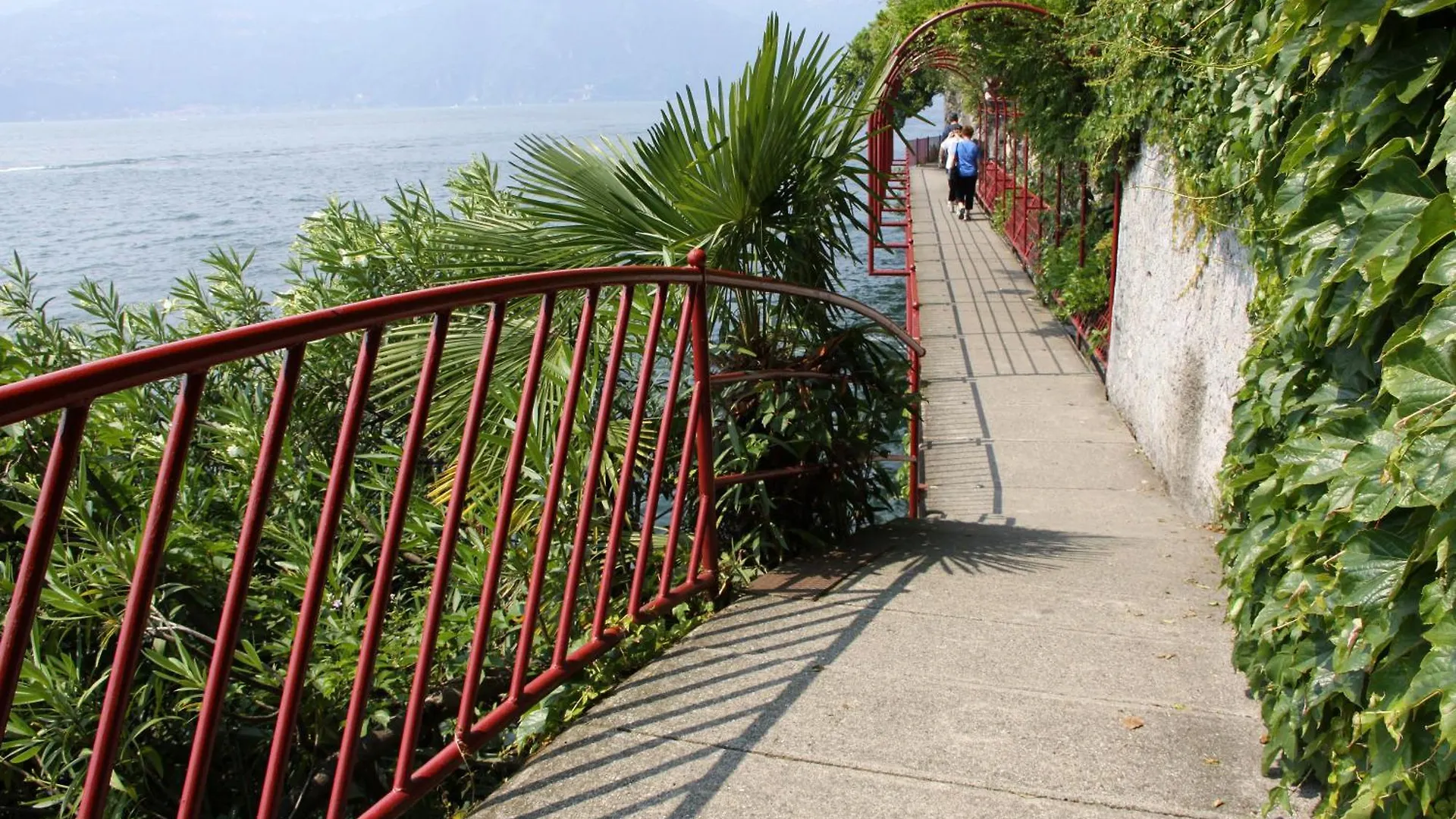 Tre Finestre Sul Lago Perledo Italy