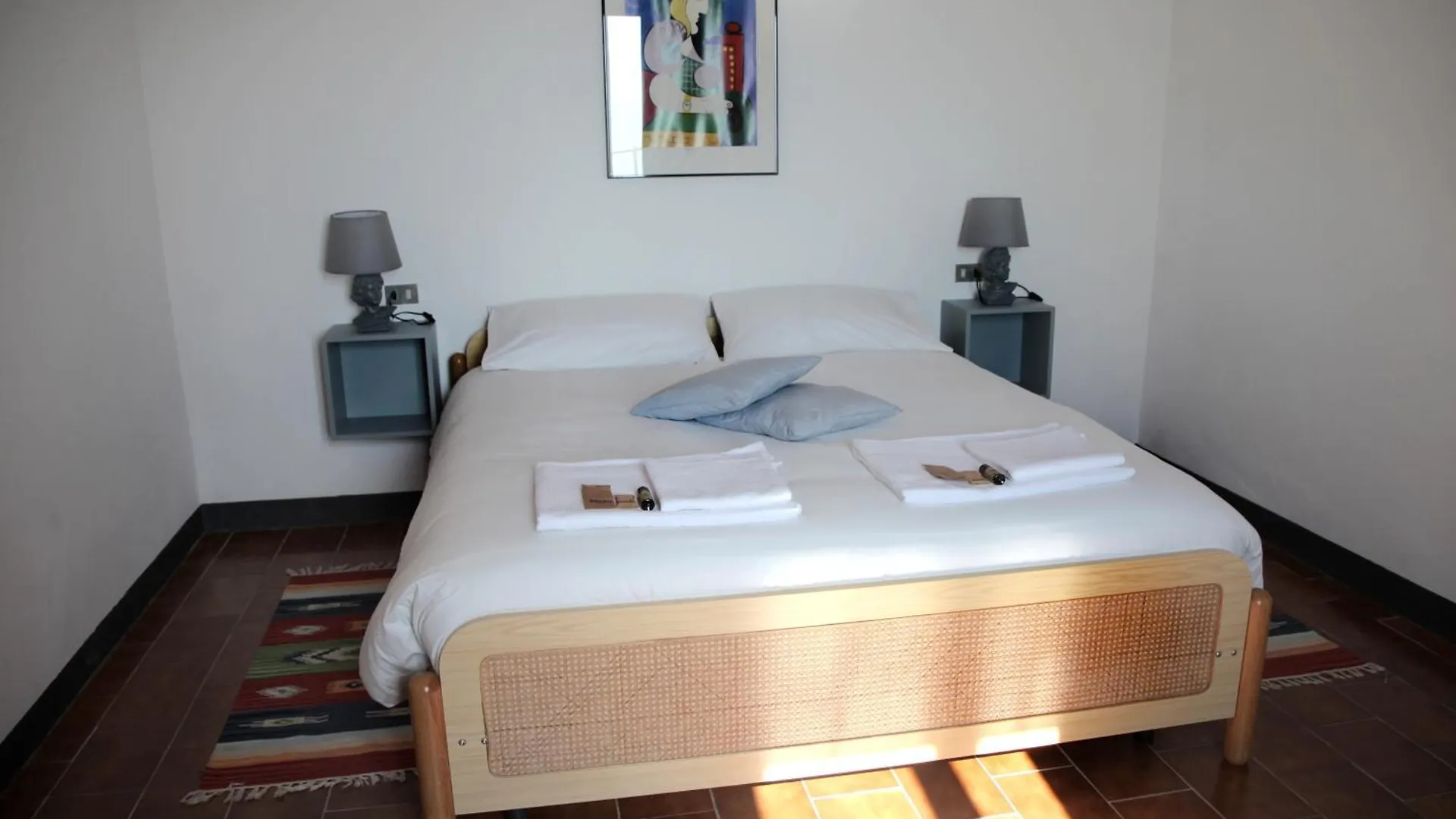 Tre Finestre Sul Lago Perledo Apartment